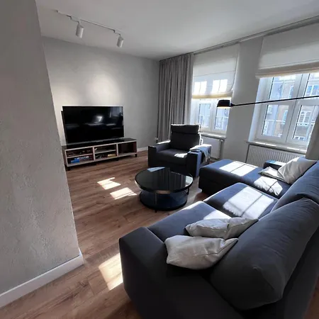 Royal Attic Luxury Old Town *