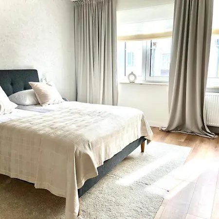 Royal Attic Luxury Old Town